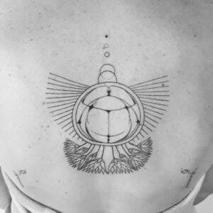 Tatouage-chamanique-dos-5